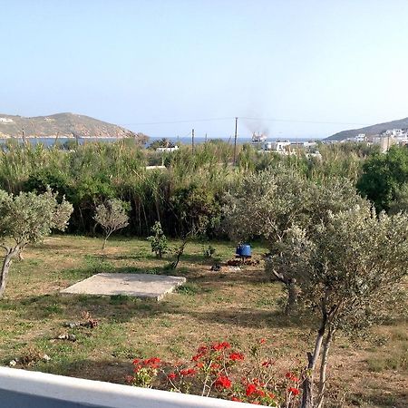 Eleftheria Rooms Livadi  Buitenkant foto
